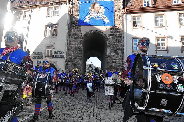 Bild 24: Fasnet in Villingen: Die besten Bilder vom spektakulären Umzug 2025!