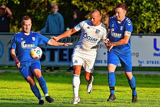 Bild 11: SF Schliengen besiegt den SV Blau-Weiß Murg mit 2:1 &ndash; und wir haben Bilder!