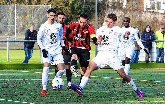 Bild 35: SC Markdorf gewinnt letztes Heimspiel 2024 mit 3:0 gegen FC Bodman-Ludwigshafen. Die besten Bilder!