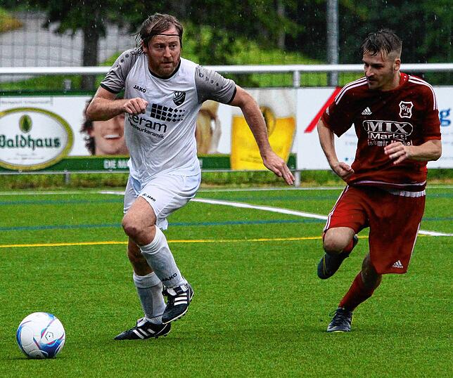 Derby-Erinnerungen: Im Sommer 2019 hatte es der SV Eschbach im Bezirkspokal mit dem SV Dogern zu tun. Damals beim 2:3 stand Lothar ...