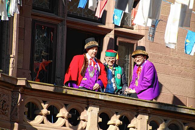 Bild 22: "Komm lass uns fröhlich sein" - Rosenmontag in Meßkirch 2025