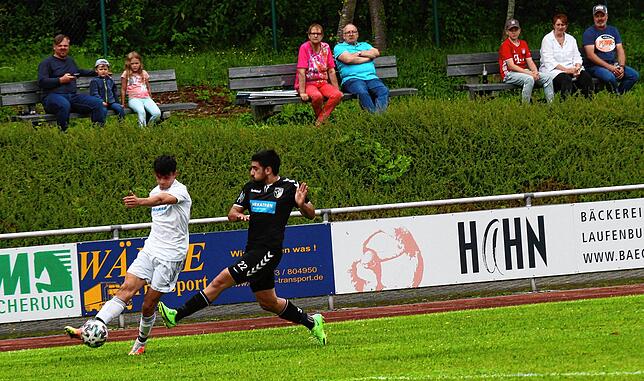 Bild 16: SV 08 Laufenburg gewinnt nach turbulentem Start mit 5:0 gegen den VfR Hausen &ndash; und wir haben Bilder!