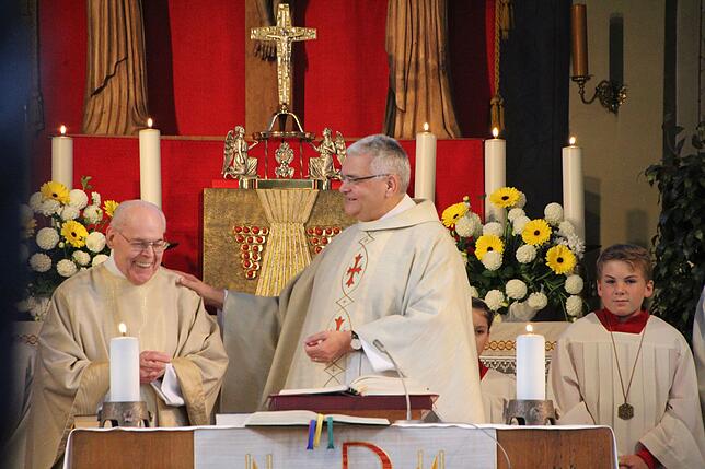 Bild 24: Bilder vom Festakt &bdquo;50 Jahre Priester in Eggingen&ldquo; mit Pfarrer Hans-Jürgen Allgaier sowie vom Patrozinium St. Gallus Eggingen
