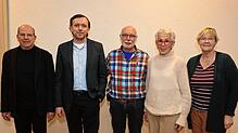 Vorsitzender Thomas Schmidt, seine Stellvertreter Steffen Esslinger und Harald Wangler, Kassiererin Bernadette Straubinger und ...