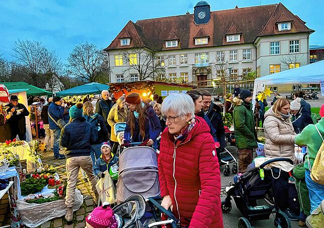 Der Markt in der Weihnachtszeit hieß 2022 in Gottmadingen nicht mehr Weihnachtsmarkt. Sondern?