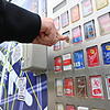 Weil sie in großem Stil Zigarettenautomaten geknackt haben, hat das Amtsgericht jetzt zwei Männer verurteilt.