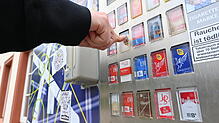 Weil sie in großem Stil Zigarettenautomaten geknackt haben, hat das Amtsgericht jetzt zwei Männer verurteilt.