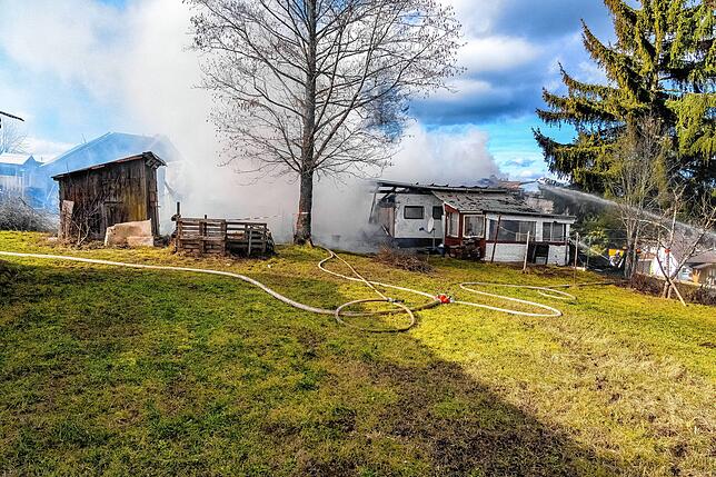 Bild 13: Bilder vom Großbrand in Fischbach: So haben die Flammen gewütet