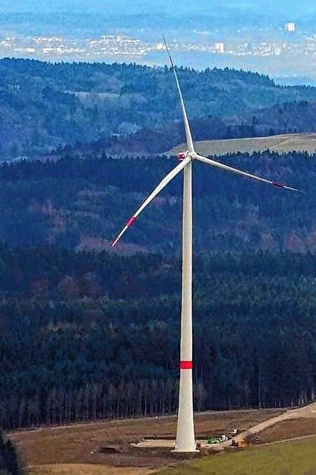 Windräder auf der Gemarkung Denkingen.
