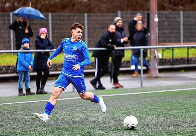 Bild 11: Die besten Bilder der Partie zwischen den B-Jugendteams des FC Radolfzell und der DJK Villingen