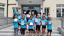 Betreuerin Marlene Steeger mit den Kindern der Gruppe Kinderturnen 2 des TSV Stetten a.k.M.