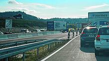 Nichts geht mehr auf der B33 bei Allensbach: Jede Störung im Tunnel Waldsiedlung hat große Auswirkungen auf die gesamte Strecke zwischen ...