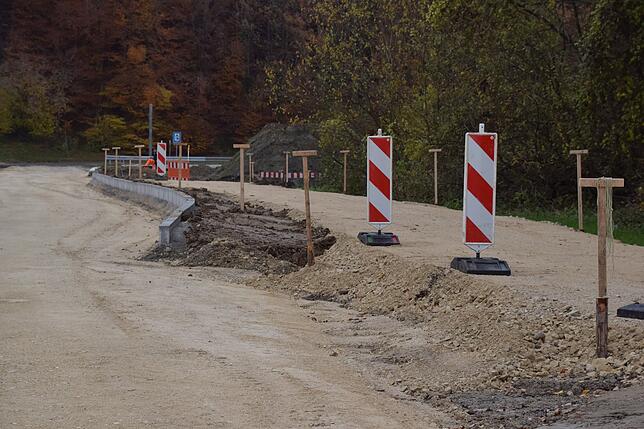 Bild 21: Fotos von der Straßenbaustelle zwischen B313 und Wahlwies aus: Alles nimmt langsam wieder Form an