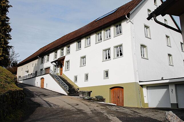Imposant: Die Eschbacher Mühle, ein imposanter Bau am nördlichen Ortsrand von Eschbach, aber in einem nüchternen Baustil.