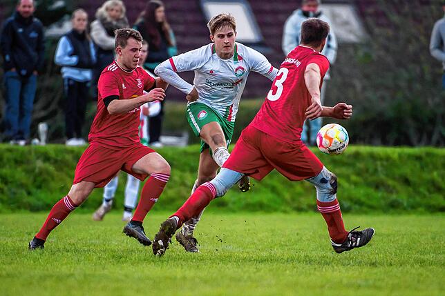 Bild 43: SG Hotzenwald rettet ein 3:3 gegen die Spvgg Andelsbach &ndash; und wir haben Bilder!