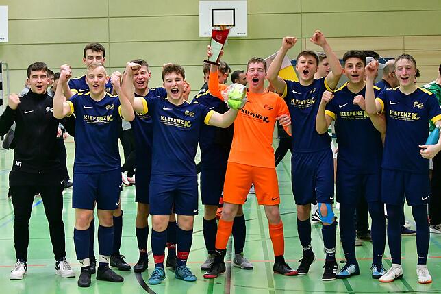 Bild 1: B-Junioren der SG Rheintal holen sich sensationell den SBFV-Titel im Futsal &ndash; und wir haben die Bilder!