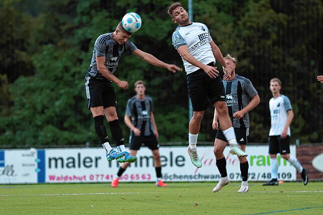 Bild 13: FC Hochrhein gewinnt mit 5:2 beim SV Eschbach und zieht in die zweite Runde ein – wir haben Fotos!