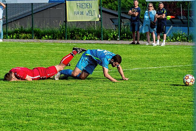 Bild 13: SV Buch besiegt den FC Wallbach mit 6:0 &ndash; und wir haben Bilder!