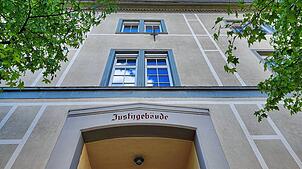 Das Gerichtsgebäude in Waldshut (Symbolbild). Im Berufungsverfahren in einem Missbrauchsfall hat das Gericht eine Entscheidung getroffen.