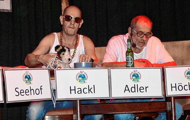 Ein G7-Gipfel der anderen Art, hier zwei der Teilnehmer: Andreas Münz (links) als Hackl Schorsch und Nikolai Büschel als Adlerwirt Leo.