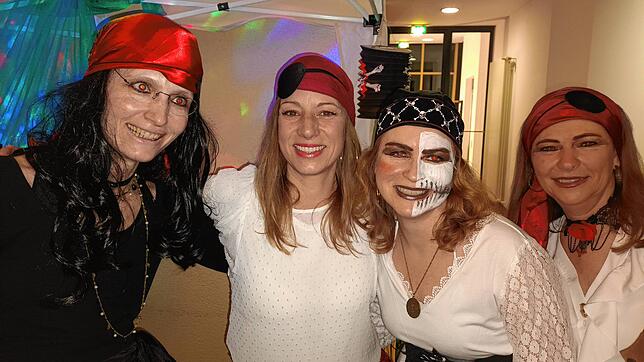 Bild 14: Waldshut: Frauen feiern ausgelassen bei der unvergesslichen Frauenfasnacht – Bilder hier!