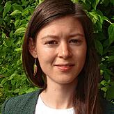 Die Umweltbildnerin Nina Bolien (25 Jahre) lädt zum Ferienprogramm ein, es gibt noch freie Plätze.