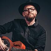Alex Behning, Sänger und Songschreiber aus Konstanz.
