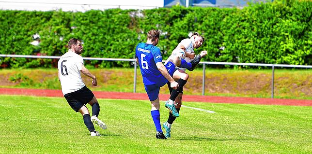 Bild 22: SG FC Wehr-Brennet besiegt den TuS Efringen-Kirchen mit 3:1 &ndash; und wir haben Bilder!