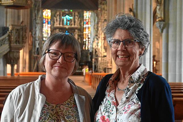 Pfarrgemeinderatsvorsitzende Christine Gäng (links) und Maria Gratia Rinderer, Kunsthistorikerin sowie Leiterin des katholischen ...
