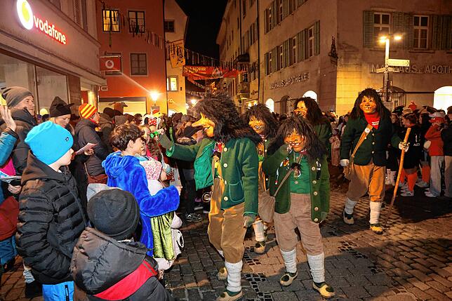 Bild 21: Butzenlauf 2025: Das sind die spektakulärsten Bilder der Konstanzer Fasnacht – Jetzt ansehen