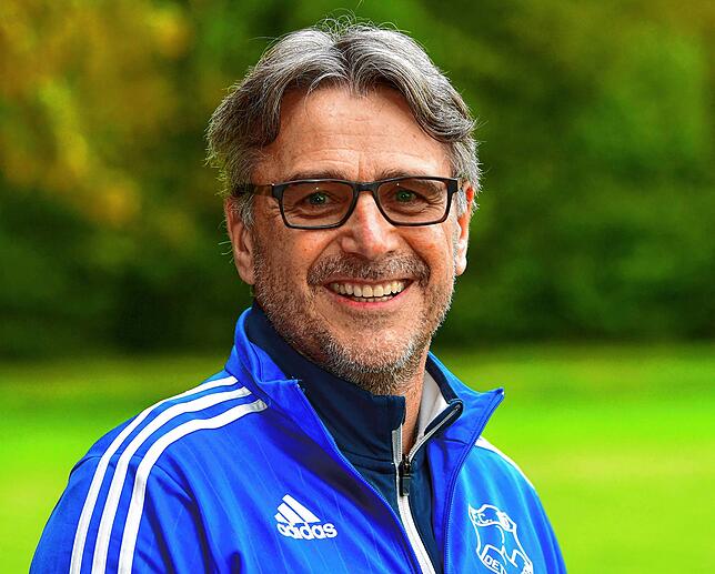 Trainer Michael Ebner (FC Dettighofen): „Maike hat viel Erfahrung, selbst ich lerne immer wieder Neues von ihr. Ihr Wort hat ...