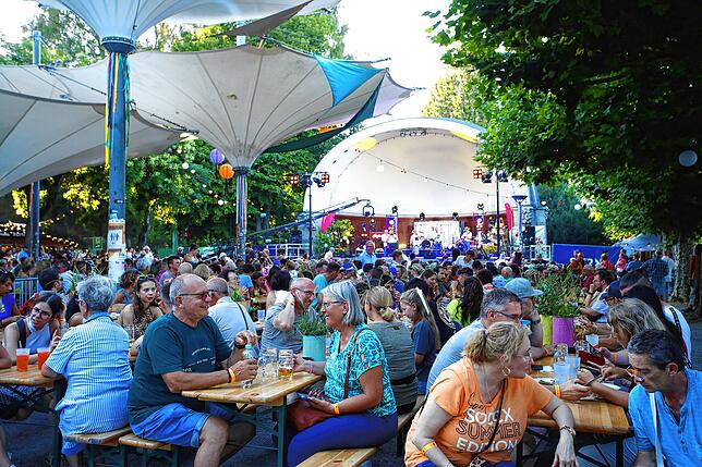 Bild 7: Die Menschen machen das Seenachtfest zum Highlight – Bilder der Programmpunkte 2024