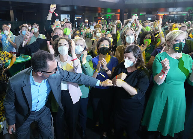 Cem Özdemir auf einer Wahlparty von Bündnis 90/Die Grünen in Berlin