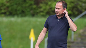 Tobias Mülling, Trainer des Hegauer FV, musste in seinem letzten Spiel für den HFV eine 1:4-Niederlage gegen die SG ...