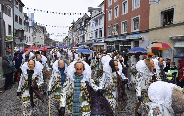 Fasnet-Montagvormittag in Villingen: Umzug der historischen Narrozunft Villingen am Fasnetsmentig 2019.  Bilder: Roland Sigwart