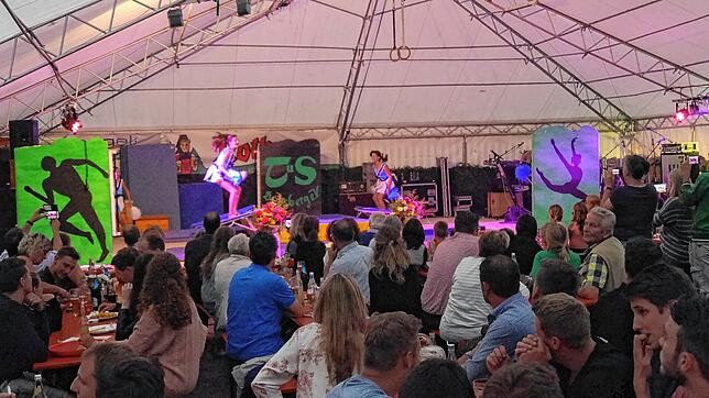 Das Bergturnfest Dachsberg verbindet Sport und Geselligkeit und lässt aus Fremden Freunde werden. Bilder: TUS Dachsberg
