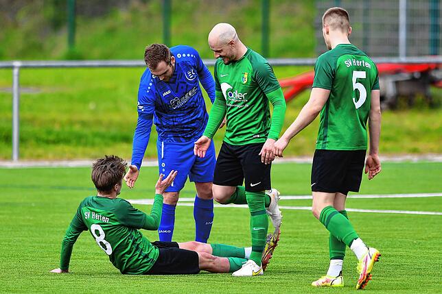 Bild 2: SV Herten unterliegt knapp mit 3:4 beim TuS Efringen-Kirchen &ndash; und wir haben Bilder!