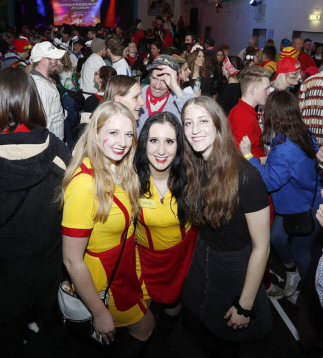 Bild 25: Bilder von der Party nach dem Nachtumzug in Pfohren