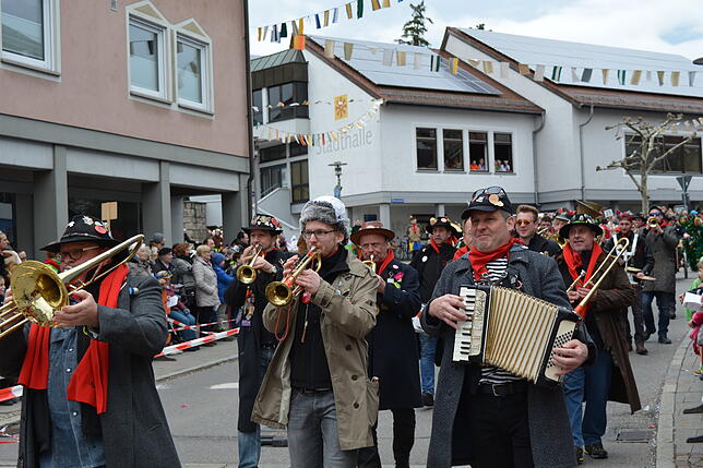 Bild 16: Bilder vom Fasnetssunntig Umzug der Historische Narrenzunft Markdorf