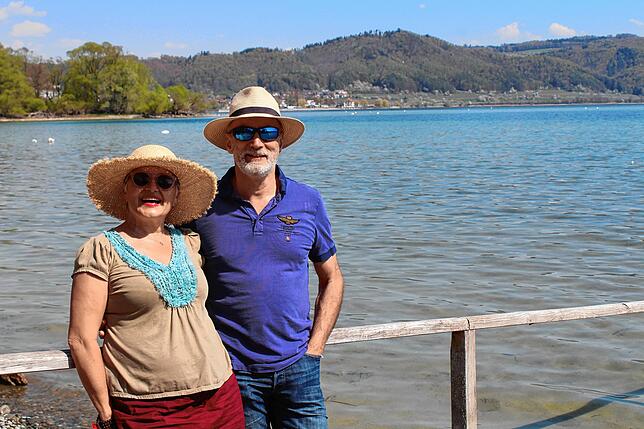 Sonja Frick und Bernd Litterst (rechts) waren mit den Rädern aus Überlingen nach Bodman unterwegs. Sie genossen zu zweit die Ruhe im ...