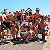 Alle Daumen hoch &ndash; wie diese Gruppe Gymnasiasten aus Hohentengen feiern die Menschen auf dem Southside die Rückkehr der Festivals ...