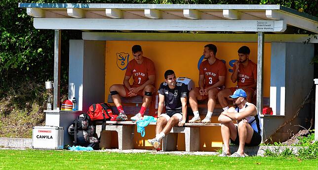 Bild 13: VfR Bad Bellingen müht sich zu einem 3:1 beim SV Buch &ndash; und wir haben Bilder!
