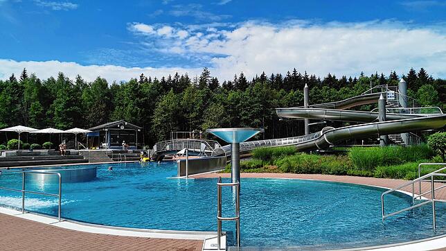 Die Idylle im beliebten Königsfelder Freibad Solara ist in dieser Saison nicht ungetrübt.
