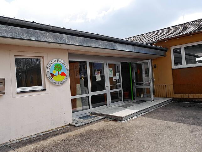 In Binningen steht die Eduard-Presser-Grundschule.