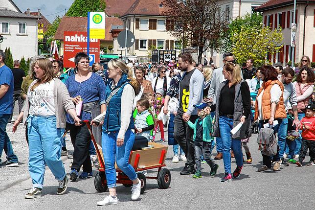 Bild 19: Bilder vom Jubiläumsumzug des Musikvereins Liggersdorf im Rahmen des Bezirksmusikfestes
