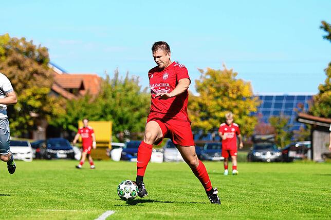 Bild 9: FC Dachsberg gewinnt Derby bei der SG Hotzenwald mit 7:2 – und wir haben Fotos!