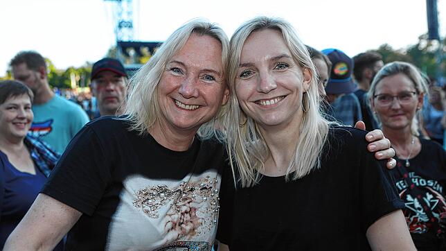 Bild 21: Die Toten Hosen rocken das Konstanzer Bodenseestadion. Hier sind die schönsten Bilder des Abends
