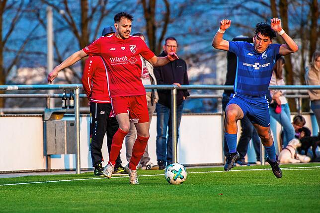 Bild 4: SV Albbruck gelingt glückliches 1:1 gegen die Spvgg Wutöschingen &ndash; und wir haben Bilder!