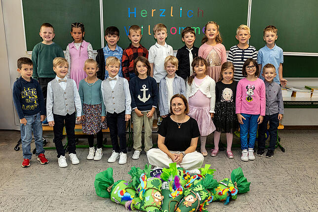Die Klasse 1 GR (Außenstelle Randegg) der Hebelschule Gottmadingen mit ihrer Klassenlehrerin Alexandra Müller.