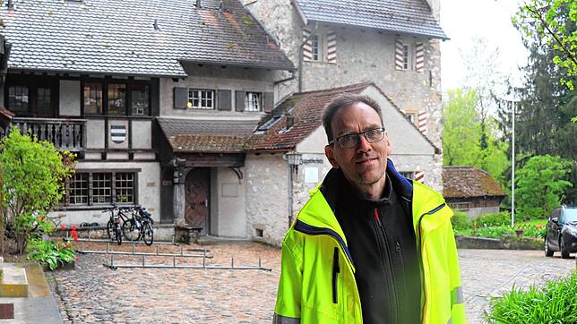 Jürgen Trumm, wissenschaftlicher Leiter Ausgrabungen Vindonissa, im Innenhof des Schlösslis Altenburg.